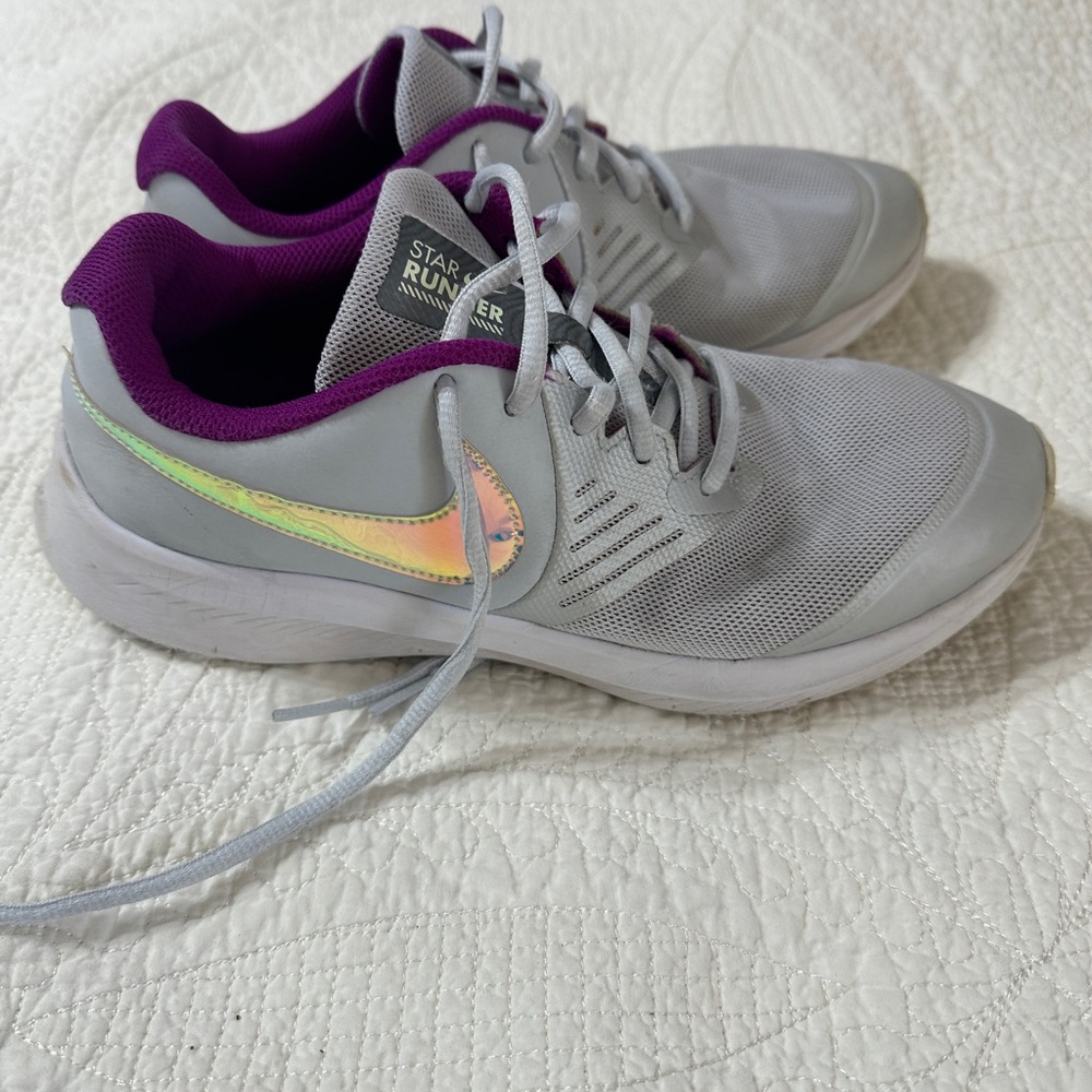 Nike Youth Girls Gray and Purple Running Shoes
